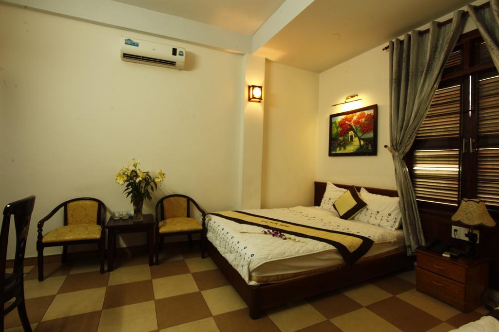 Camry Hotel Дананг Екстериор снимка